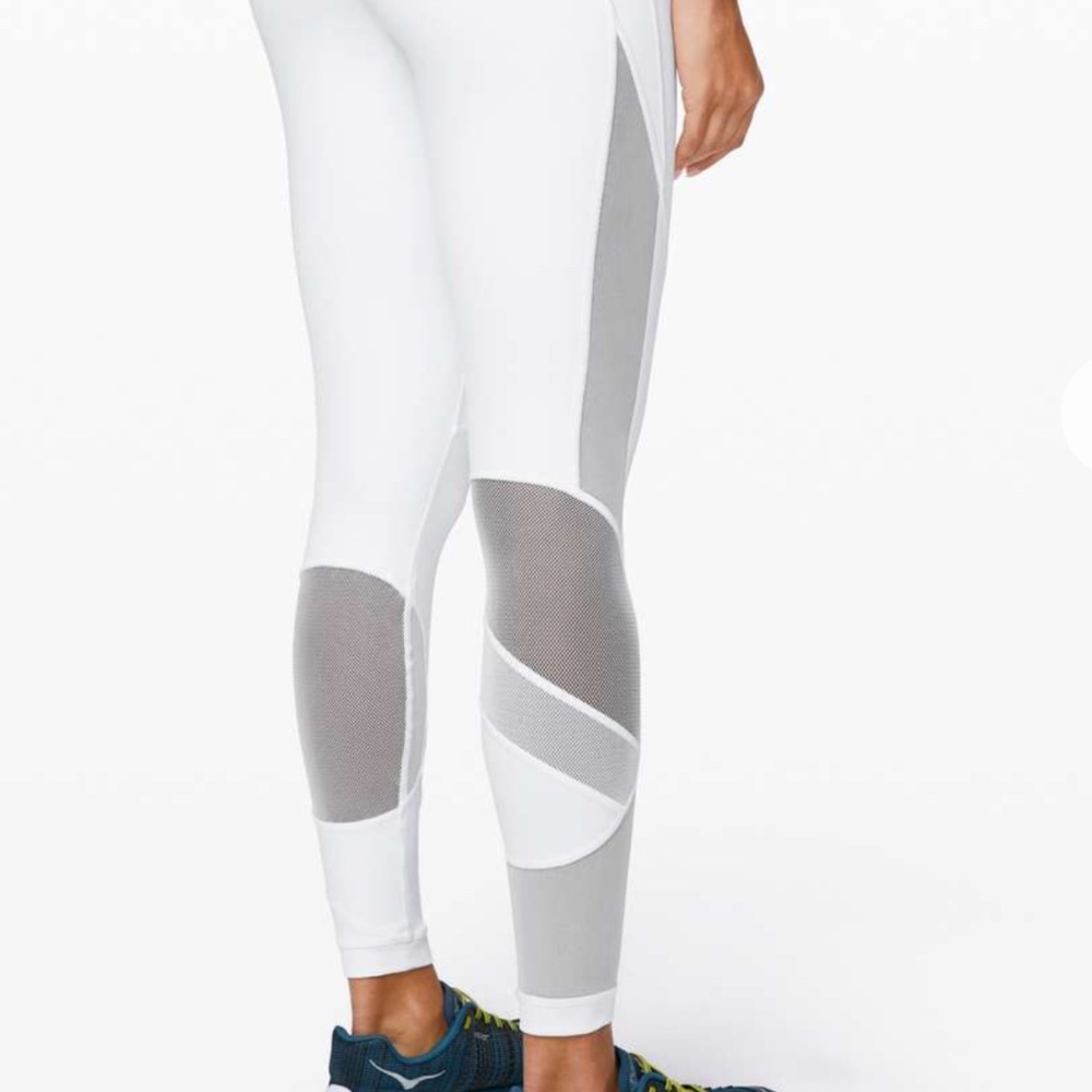 Lululemon Clear The Court Tight Inseam 28” Size 4